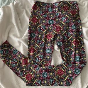 LuLaRoe leggings (multicolored print)